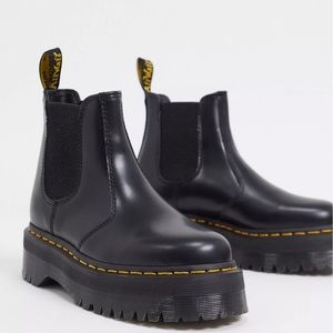 Dr Martens 2976 flatform chelsea boots in black